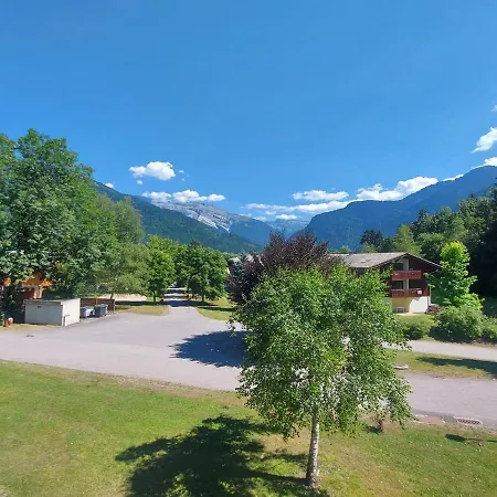 Appartement Cosy Avec Balcon, Proche Du Centre Et Skibus, Garage Inclus - Fr-1-624-112 Samoëns